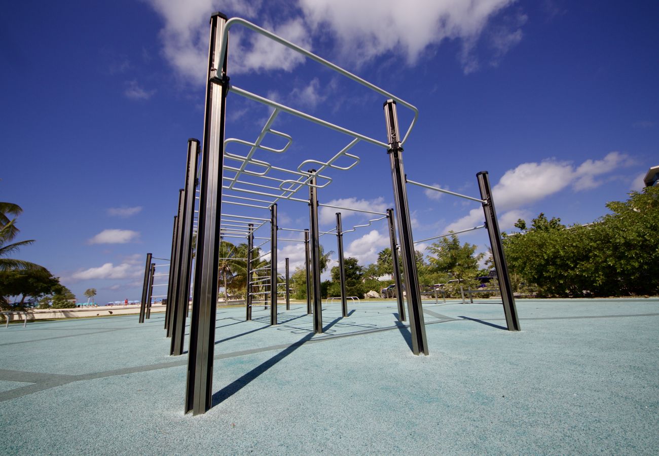 Apartment in Seven Mile Beach - #11 Villa Island Life at The Grove