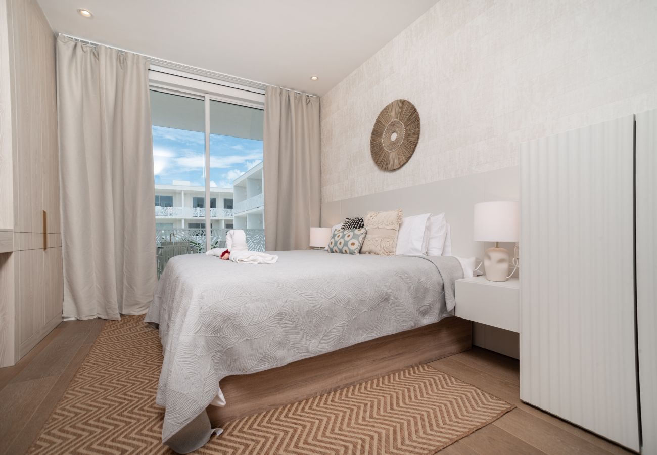 Apartment in Seven Mile Beach - #40 Villa Solace at The Grove Too