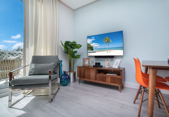 Apartment in Seven Mile Beach - #11 Villa Island Life at The Grove Apartment in Seven Mile Beach - #11 Villa Island Life at The Grove