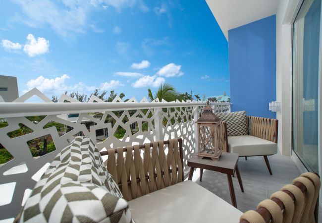 Apartment in Seven Mile Beach - #11 Villa Island Life at The Grove Apartment in Seven Mile Beach - #11 Villa Island Life at The Grove