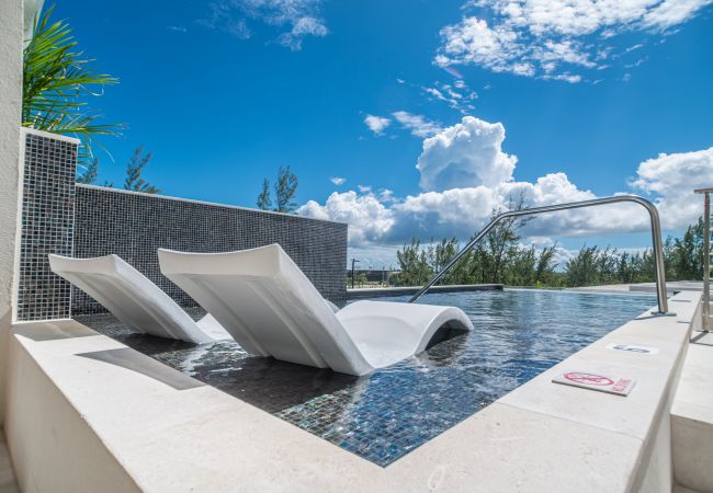 Apartment in Seven Mile Beach - #11 Villa Island Life at The Grove Apartment in Seven Mile Beach - #11 Villa Island Life at The Grove