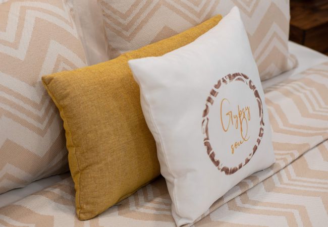 Apartment in Seven Mile Beach - #18 Villa Gypsy Soul at The Grove Apartment in Seven Mile Beach - #18 Villa Gypsy Soul at The Grove