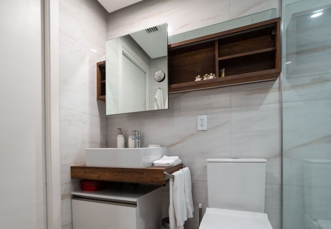 Apartment in Seven Mile Beach - #18 Villa Gypsy Soul at The Grove Apartment in Seven Mile Beach - #18 Villa Gypsy Soul at The Grove