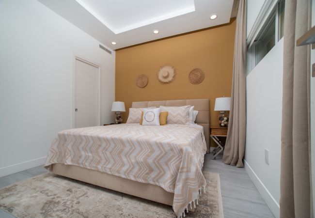 Apartment in Seven Mile Beach - #18 Villa Gypsy Soul at The Grove Apartment in Seven Mile Beach - #18 Villa Gypsy Soul at The Grove