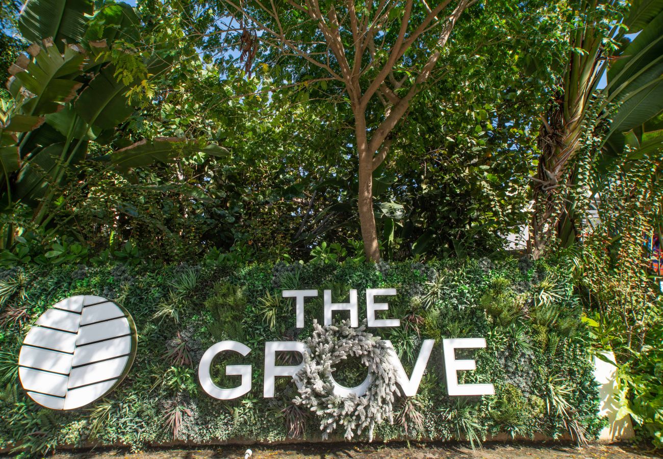 Apartment in Seven Mile Beach - #18 Villa Gypsy Soul at The Grove