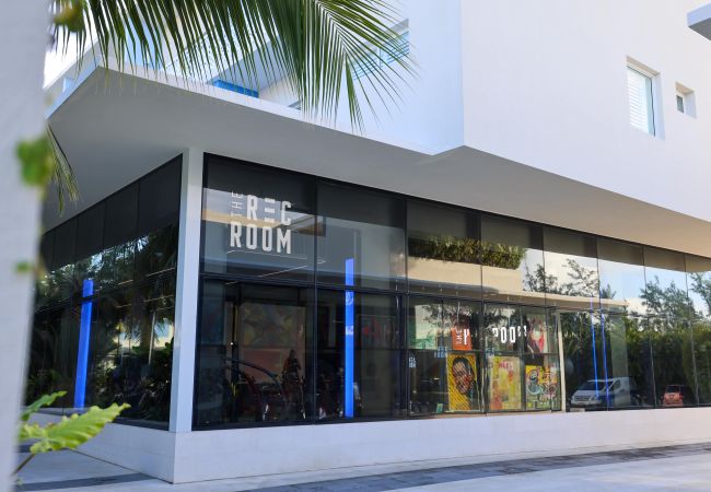 Apartment in Seven Mile Beach - #43 Villa Nature’s Bliss at The Grove Apartment in Seven Mile Beach - #43 Villa Nature’s Bliss at The Grove