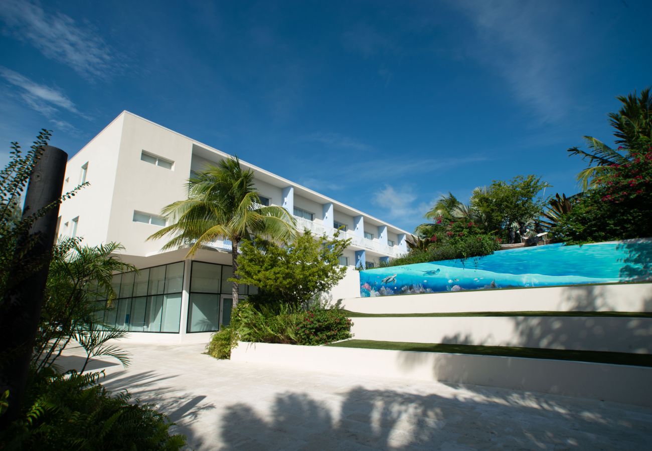 Apartment in Seven Mile Beach - #43 Villa Nature’s Bliss at The Grove