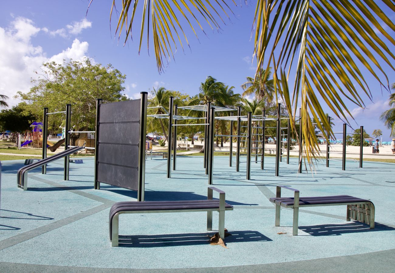 Apartment in Seven Mile Beach - #43 Villa Nature’s Bliss at The Grove