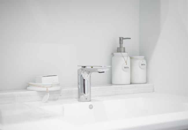 Apartment in Seven Mile Beach - #22 Villa Zen at The Grove Apartment in Seven Mile Beach - #22 Villa Zen at The Grove