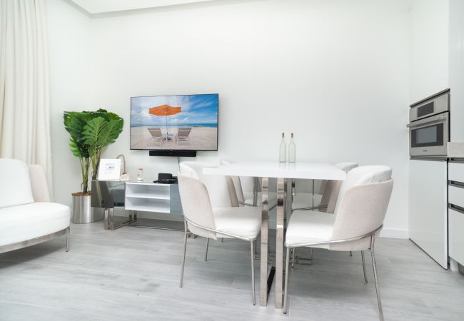 Apartment in Seven Mile Beach - #20 Villa Deluxe at The Grove Apartment in Seven Mile Beach - #20 Villa Deluxe at The Grove