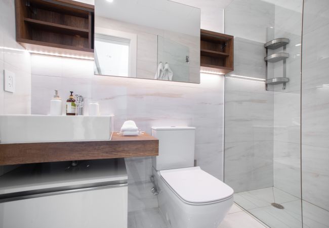 Studio in Seven Mile Beach - #9 Studio Paradisum at The Grove Studio in Seven Mile Beach - #9 Studio Paradisum at The Grove