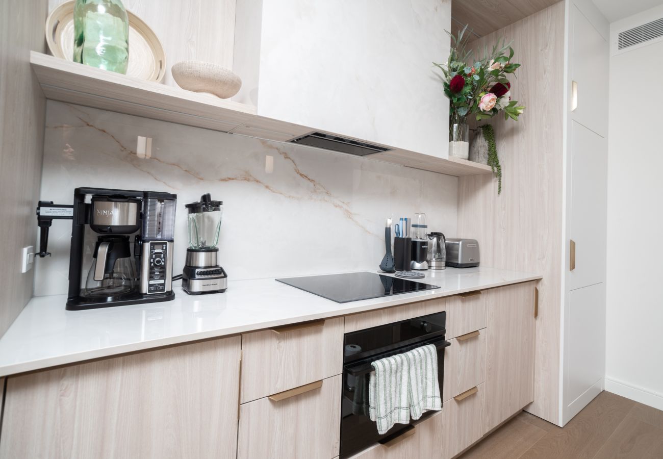 Apartment in Seven Mile Beach - #15 Villa Breeze at The Grove Too