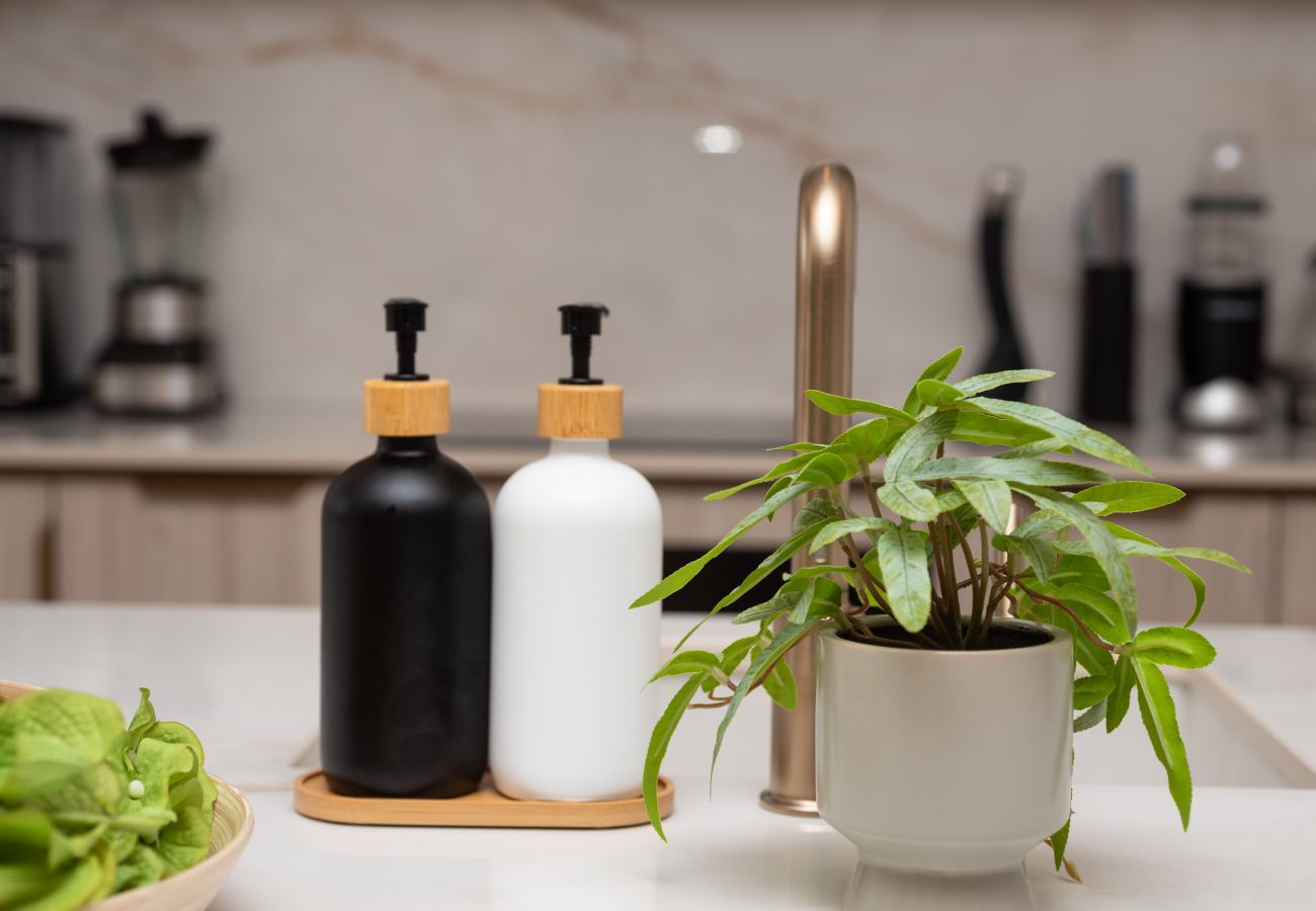 Apartment in Seven Mile Beach - #15 Villa Breeze at The Grove Too