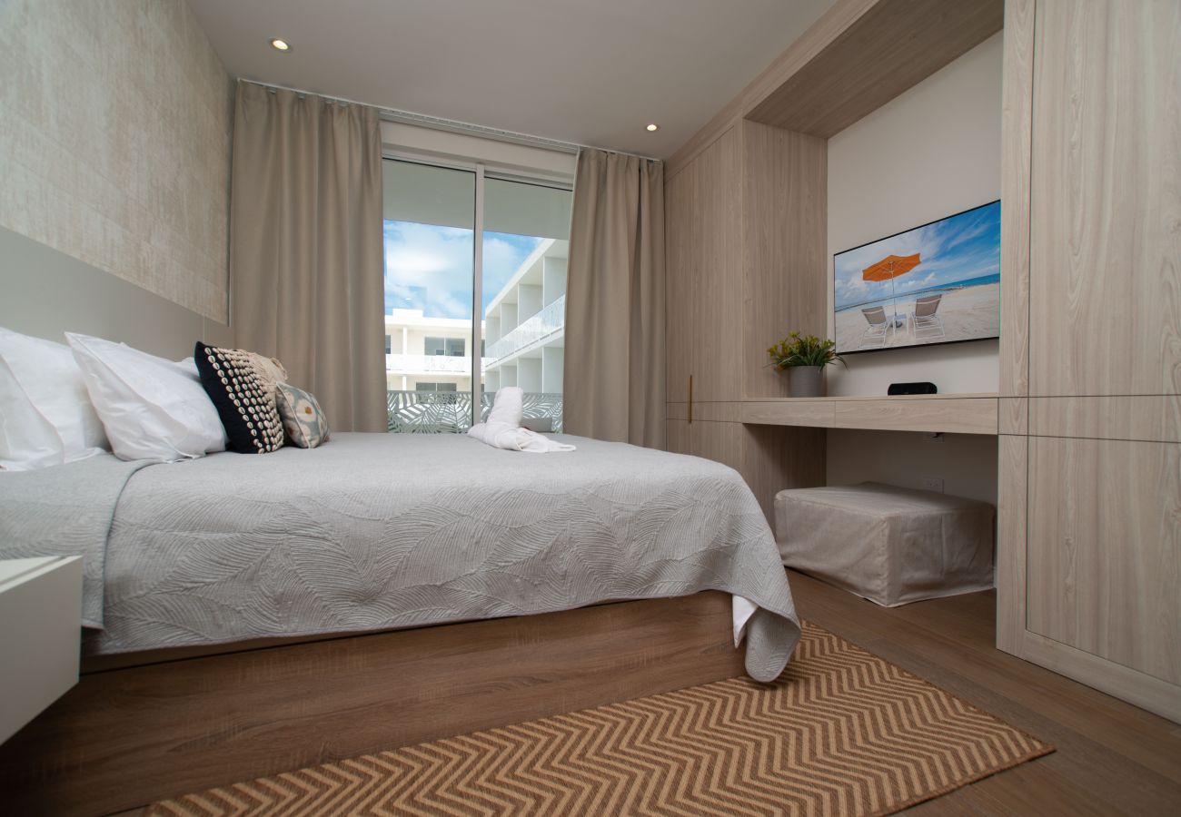 Apartment in Seven Mile Beach - #40 Villa Solace at The Grove Too