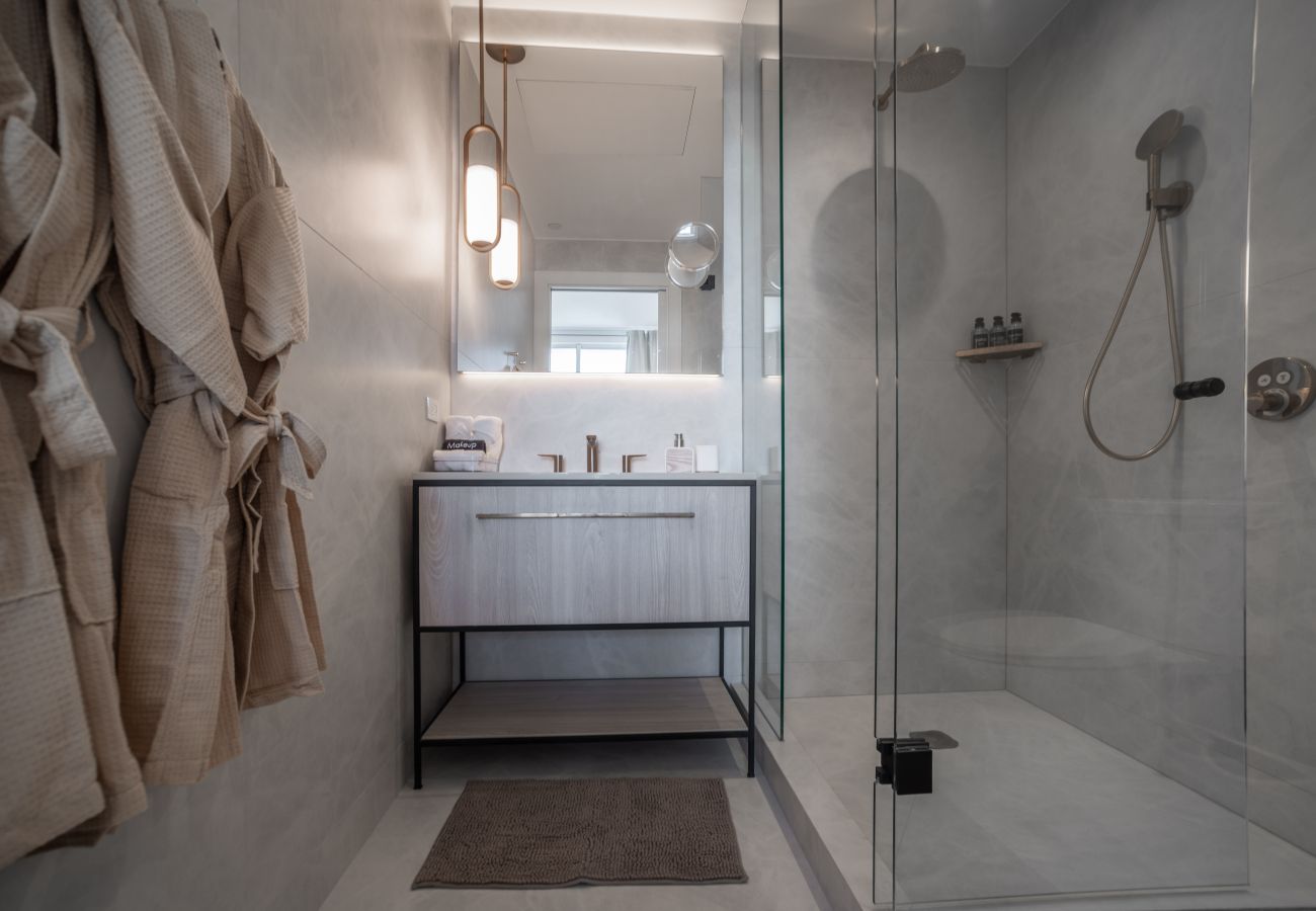 Apartment in Seven Mile Beach - #40 Villa Solace at The Grove Too