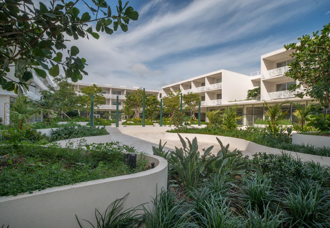 Apartment in Seven Mile Beach - #40 Villa Solace at The Grove Too